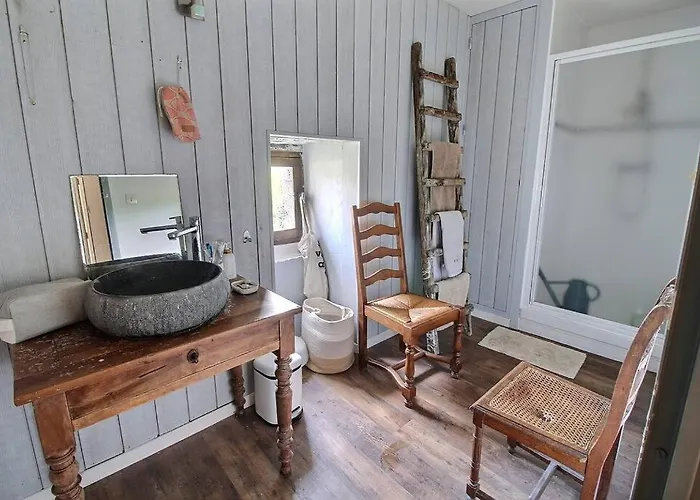 Maison En Pierre Dans Le Sidobre Nyaraló *