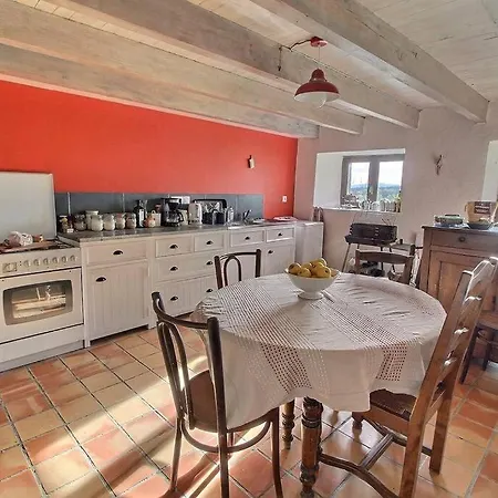 Holiday home Maison En Pierre Dans Le Sidobre Le Bez (Tarn)